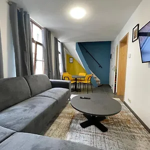 https://apartament-duplex.brusselshotelsbook.com