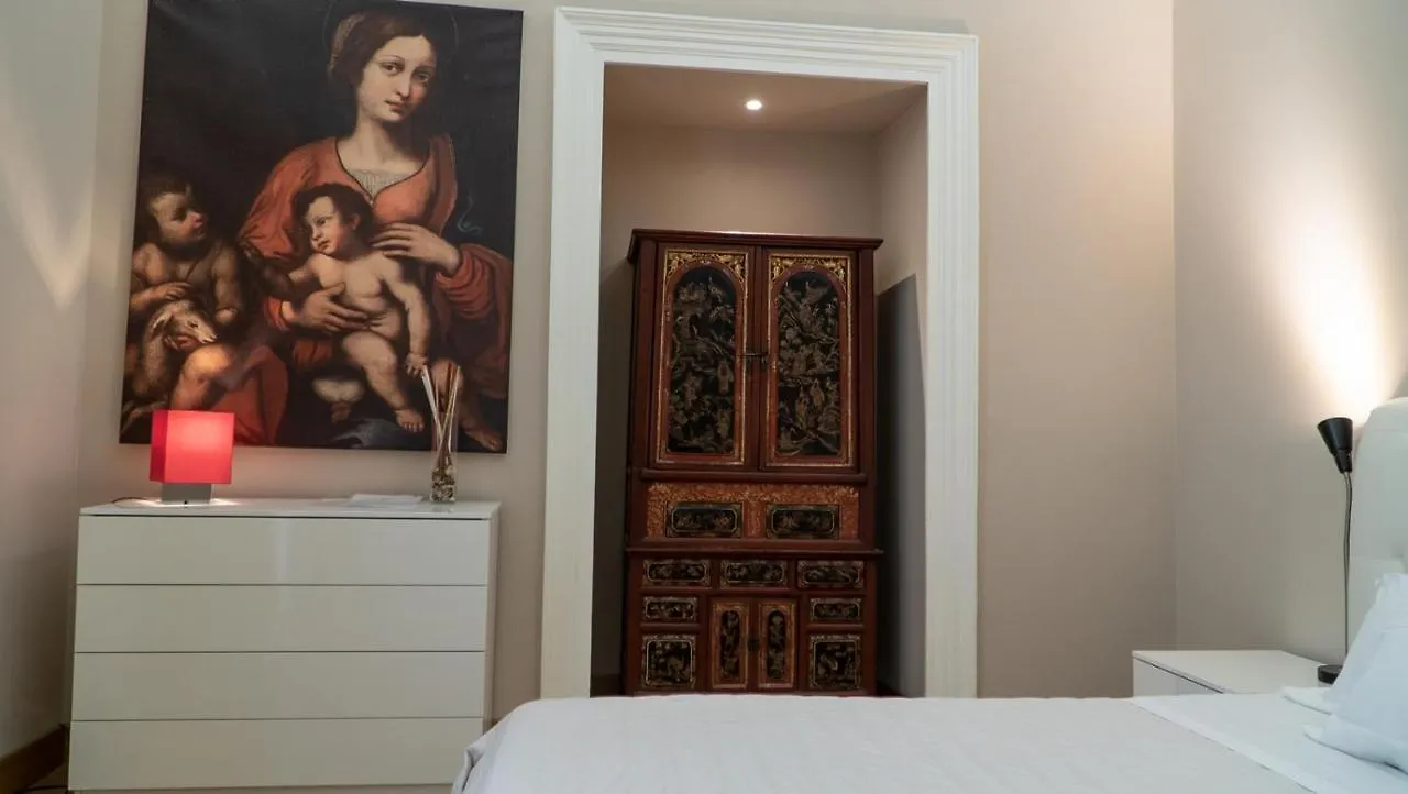 Duca Di Sarro Le Suites Catania Apartment